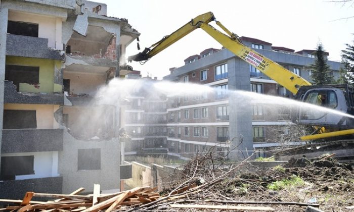 Başkan Çalık, Beylikdüzü’ nün her noktasında hayata geçiriyoruz