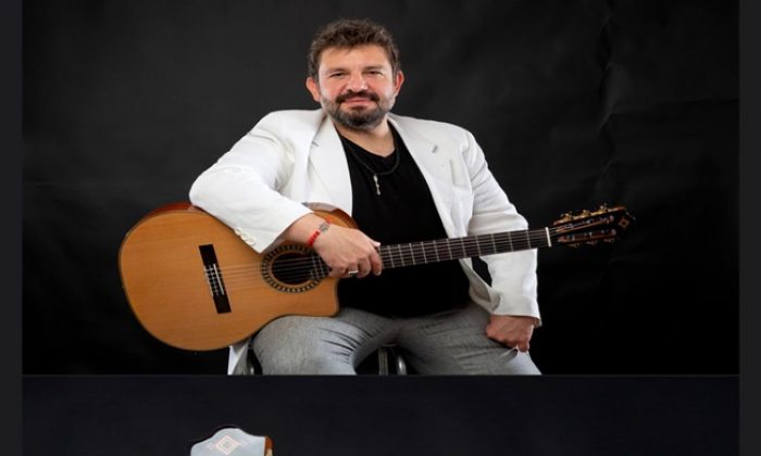 MUSTAFA AKAY’IN YENİ MÜZİK ALBÜMÜ “ÇINAR” SEVENLERİYLE BULUŞTU
