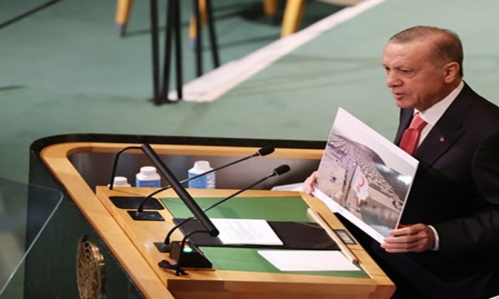 “Türkiye’nin dış politikadaki vizyonu daima barış odaklı olmuştur”
